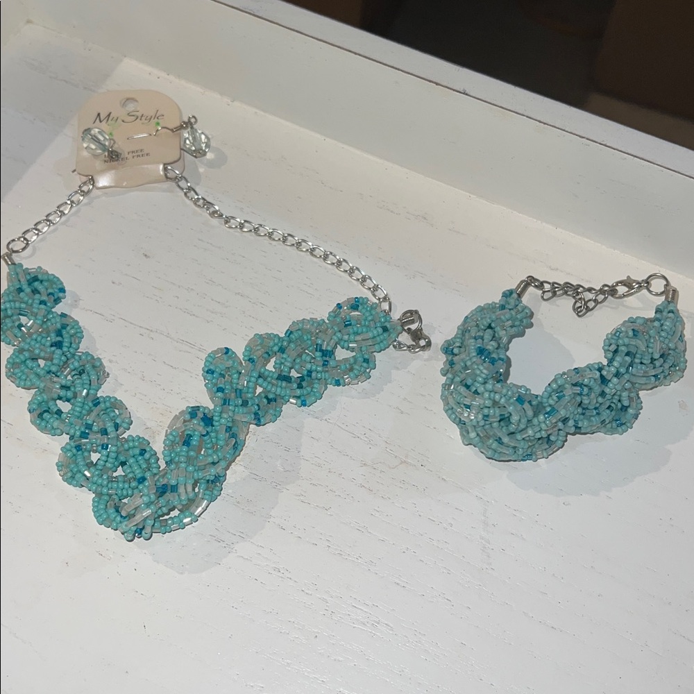 Turquoise Beaded Necklace earring and Bracelet Set